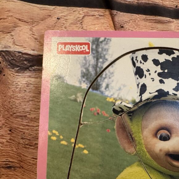 Vtg Playskool Teletubbies Green Dipsy Wooden Frame Tray 4pc  Puzzle 1998 Cow Hat - Picture 5 of 6